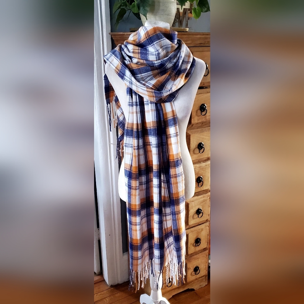 W Cashmere Plaid Scarf in Blue and Orange